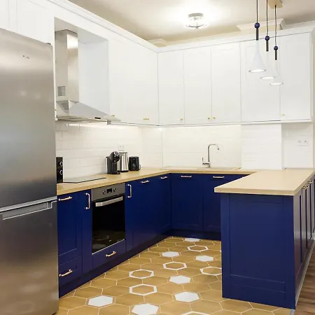 2bd In The Heart Of With Parking - Blue By Flat Mаnаger Apartman *