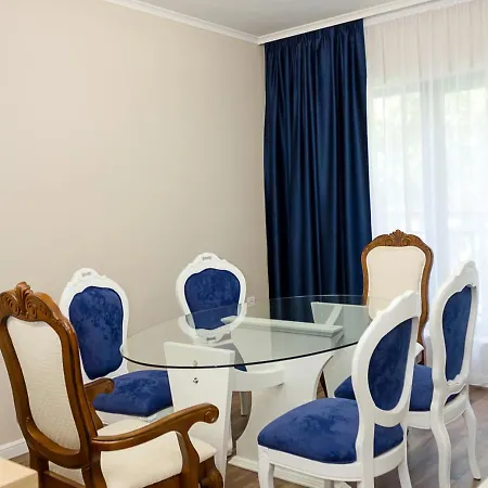 Apartment 2bd In The Heart Of With Parking - Blue By Flat Mаnаger